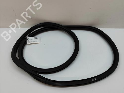 BP27789173C142 main image