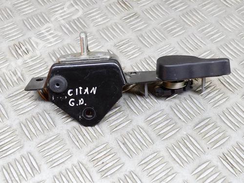 interior-door-handle-mercedes-benz-citan-box-bodympv-w415-108-cdi-415601-415603-2012-2013-2014-2015-2016-2017-2018-2019-2020-2021-10673910 main image