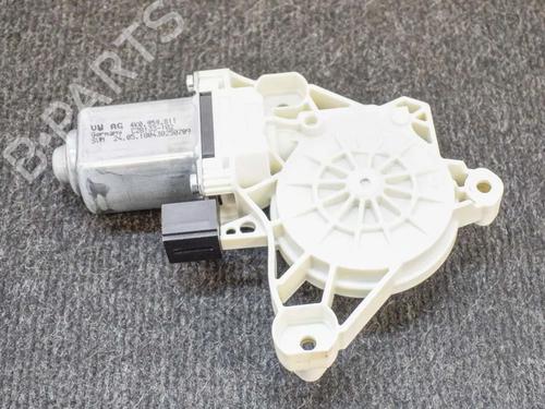 Motor do elevador de vidro trás esquerdo AUDI A6 C8 (4A2) 45 TDI Mild Hybrid quattro (211 hp) 27800232