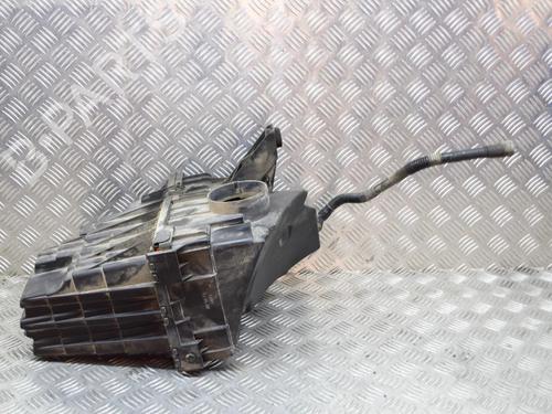 Used Air filter box Air filter box VW TRANSPORTER T5 Van (7HA, 7HH, 7EA, 7EH) 2.5 TDI (130 hp) 8843489 8843489