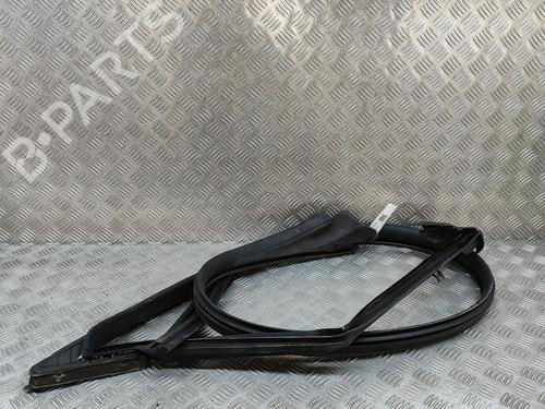 rubber-door-seal-mercedes-benz-e-class-coupe-c207-2009-2010-2011-2012-2013-2014-2015-2016-24819661 main image