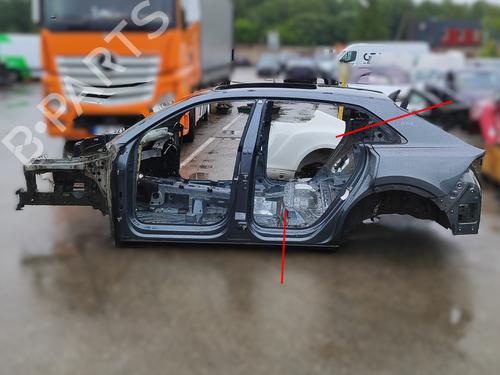 bagskrm-venstre-audi-q8-4mn-4mt-2018-38070282 main image