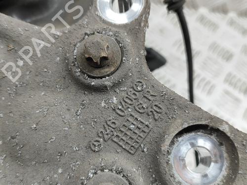 Right rear steering knuckle INFINITI Q30 1.6 | BP28563275M28