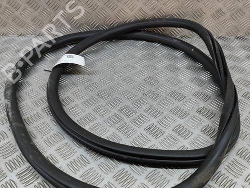 Rubber door seal PEUGEOT 2008 II (UD_, US_, UY_, UJ_, UR_, UC_) 1.2 PureTech 130 (USHNS, URHNS) | BP28553172C142 