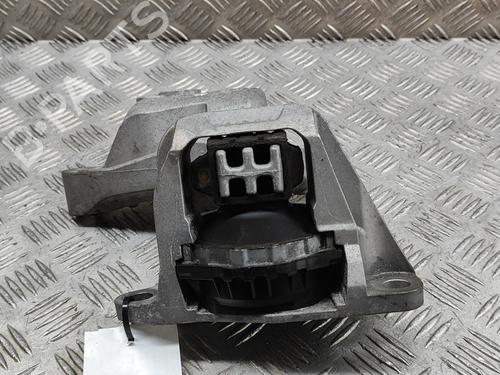 Used Engine mount NISSAN QASHQAI III (J12) 1.3 DIG-T All-wheel Drive (158 hp) 28555275