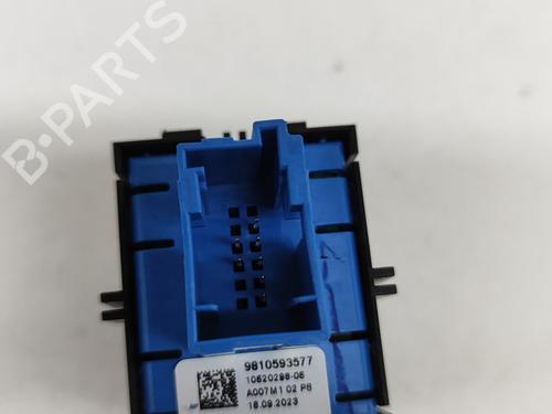 Switch PEUGEOT 2008 II (UD_, US_, UY_, UJ_, UR_, UC_) 1.2 PureTech 130 (USHNS, URHNS) | BP28553239I30