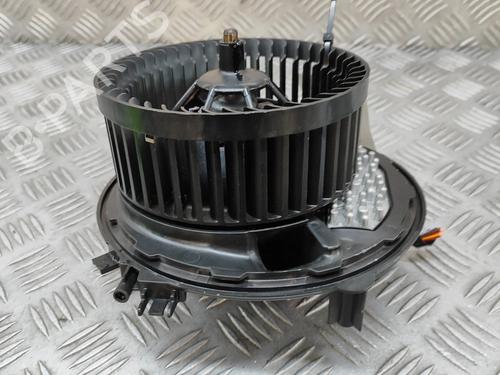 Heater blower motor VW CADDY V MPV (SBB, SBJ) 2.0 TDI 4motion | BP28432528M62 - Image 4