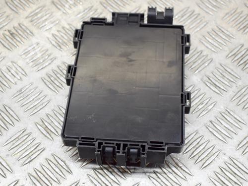 Fuse box TESLA MODEL X (5YJX) P100D AWD | BP8842953E1 - Image 5