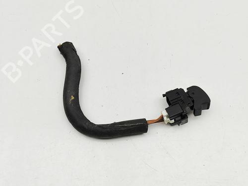 Right rear window switch ISUZU D-MAX II (TFR, TFS) 2.5 CRDi 4x4 (TFS86J) | BP32025712I28