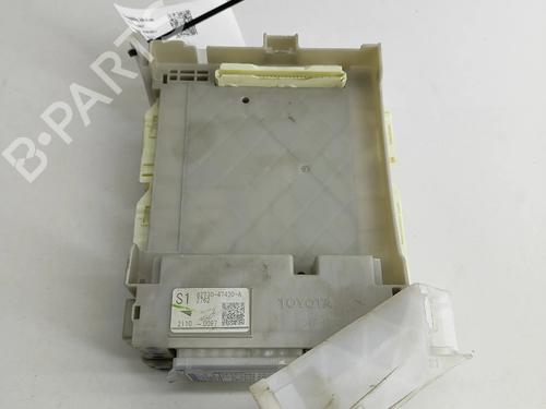 control-unit-toyota-prius-plus-_w4_-18-hybrid-zvw40w-zvw41w-8273047440a-2011-17016511 main image