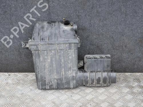 Used Air filter box Air filter box SUZUKI SWIFT III (MZ, EZ) 1.3 (RS413, ZC11S) (92 hp) 6715918 6715918