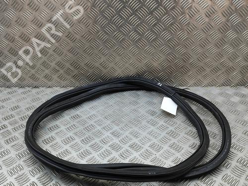 Used Rubber door seal Rubber door seal VW PASSAT B8 (3G2, CB2) 2.0 TDI (150 hp) 33395511 33395511