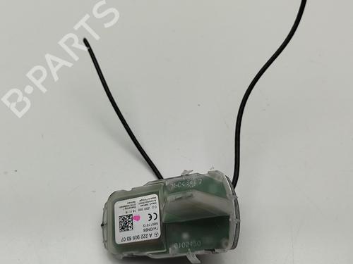 Used Antenna/Base MERCEDES-BENZ CLA Coupe (C117) CLA 180 (117.342) (122 hp) 25217219