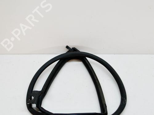 Rubber door seal TESLA MODEL S (5YJS) 90D AWD | BP14639482C142 