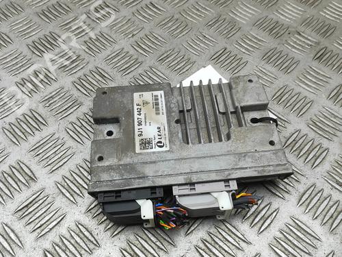 Used Electronic module Electronic module PORSCHE TAYCAN Sport Turismo (Y1C) 4S Performance Battery Plus (Y1CDB1) (571 hp) 33385003 33385003