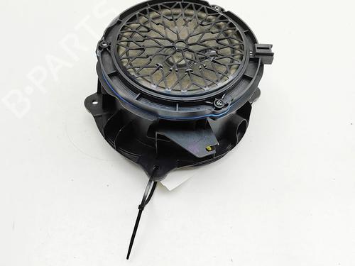 speaker-ds-ds-7-crossback-j4_-jr_-jc_-2017-33386441 main image