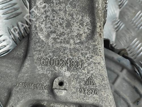 Right front steering knuckle MASERATI LEVANTE SUV (M161) 3.0 D Q4 | BP31859083M26 