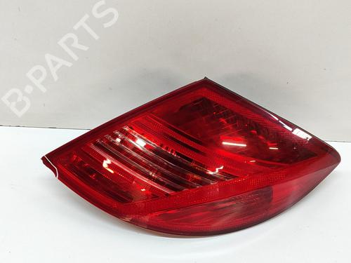 Used Right taillight MERCEDES-BENZ S-CLASS Coupe (C216) CL 500 4-matic (216.394) (435 hp) 27797542