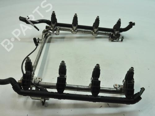 Used Injection rail Injection rail AUDI A4 B7 (8EC) S4 quattro (344 hp) 33338768 33338768