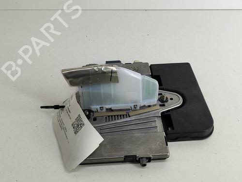 Antenne/Base PEUGEOT 2008 II (UD_, US_, UY_, UJ_, UR_, UC_) 1.2 Hybrid 136 (URHPYC, USHPY) (136 hp) 28553017