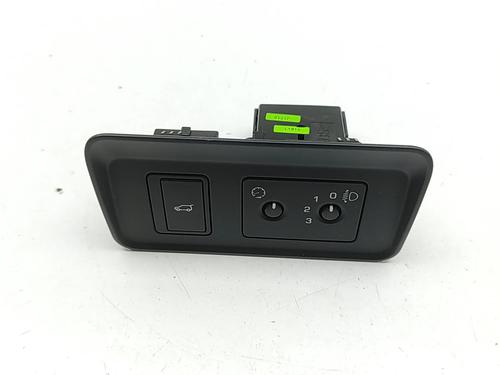 Used Switch Switch LAND ROVER DISCOVERY SPORT (L550) 2.0 D 4x4 (180 hp) 33039177 33039177