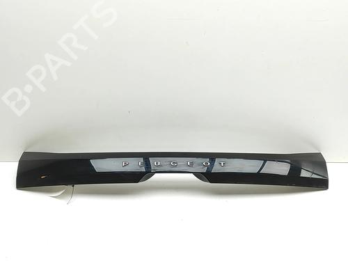 Used Tailgate trim Tailgate trim PEUGEOT 208 II (UB_, UP_, UW_, UJ_) e-208 (136 hp) 35767418 35767418