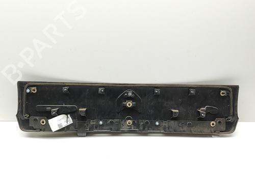 Pynteleist til bakluke CITROËN C4 CACTUS 1.6 BlueHDi 100 | BP29975743C151