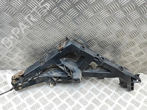 rear-bumper-bracket-jaguar-xe-x760-2015-35957941 main image