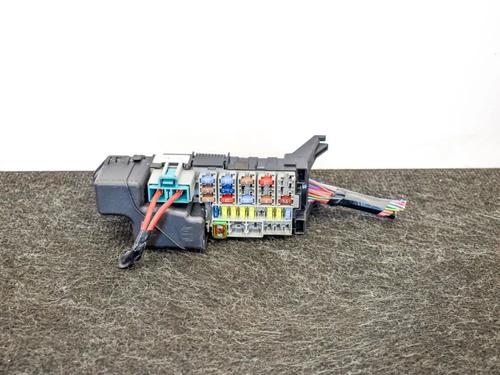 Used Fuse box Fuse box VOLVO XC60 I SUV (156) D5 AWD (215 hp) 6740466 6740466