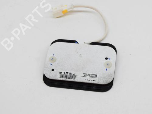 Electronic module TESLA MODEL S (5YJS) 75 | BP7798671M83 - Image 3