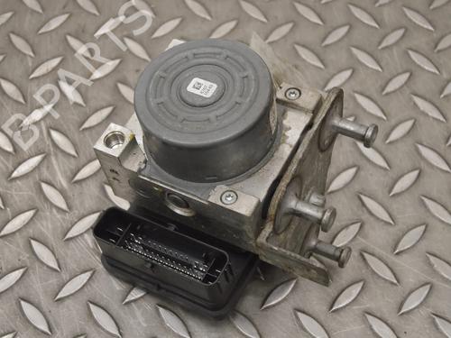 Used ABS pump ABS pump MERCEDES-BENZ C-CLASS (W205) C 220 BlueTEC / d (205.002, 205.004) (170 hp) 30210129 30210129