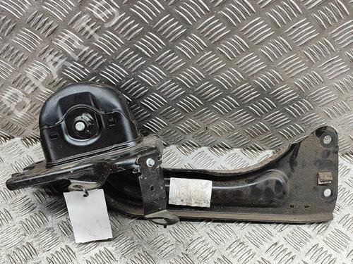 Used Right rear suspension arm VOLVO XC40 (536) B4 Mild-Hybrid (197 hp) 19427644