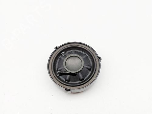 speaker-mercedes-benz-eqe-v295-2022-39656799 main image