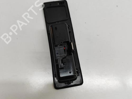Switch BMW X1 (F48) xDrive 20 d | BP33374013I30 - Image 2