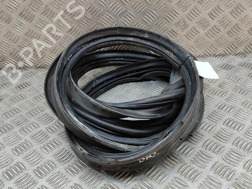 Rubber door seal BMW X1 (F48) xDrive 25 e Plug-in-Hybrid | BP27770397C142 