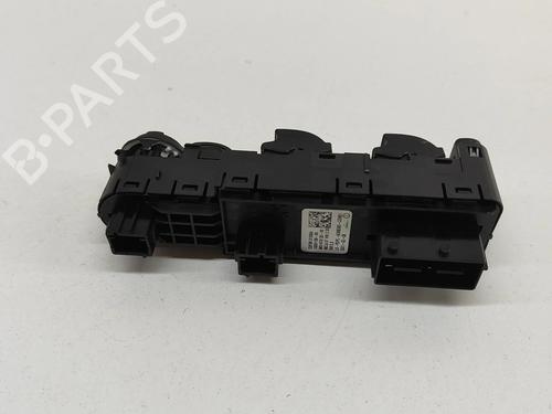 Right front window switch CITROËN C5 AIRCROSS (A_) 1.2 PureTech 130 (ARHNSJ) | BP28550235I26 