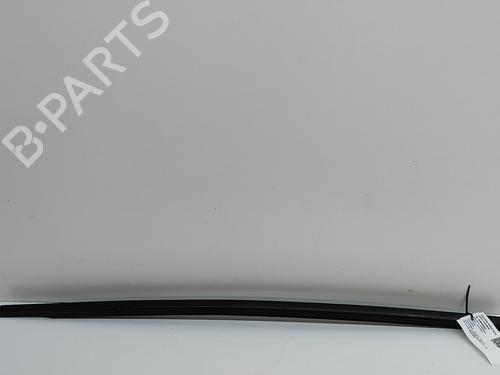 Dørliste PEUGEOT 3008 II SUV (MC_, MR_, MJ_, M4_) 1.6 BlueHDi 120 (120 hp) 25218944