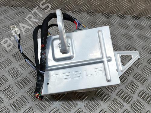 Used Electronic module TESLA MODEL 3 (5YJ3) EV AWD (351 hp) 28554495