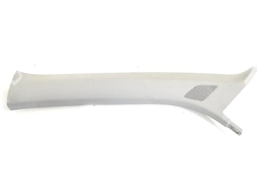 andre-audi-q2-gab-gag-2016-30218579 main image