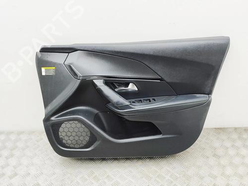 Høyre frontpanel Høyre frontpanel PEUGEOT 2008 II (UD_, US_, UY_, UJ_, UR_, UC_) e-2008 (UKZKXZ) (136 hp) 34560123 34560123