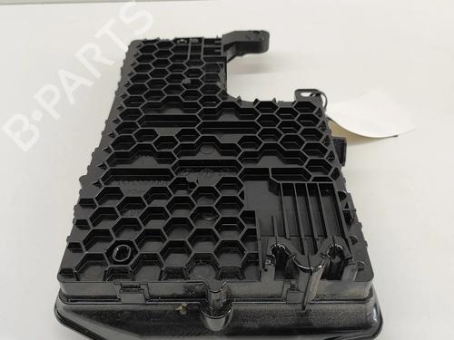 Used Electronic module Electronic module TESLA MODEL 3 (5YJ3) EV (283 hp) 27766017 27766017