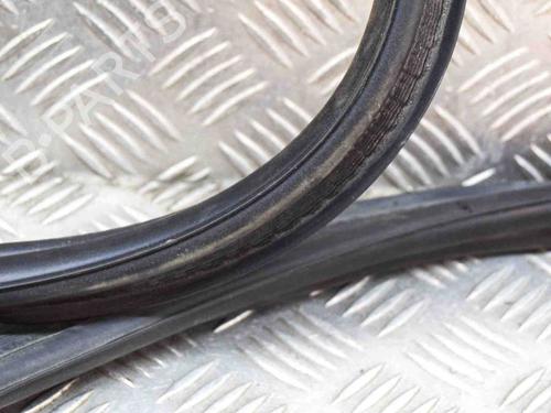 Rubber door seal PEUGEOT 2008 II (UD_, US_, UY_, UJ_, UR_, UC_) e-2008 (UKZKXZ) | BP27764197C142 