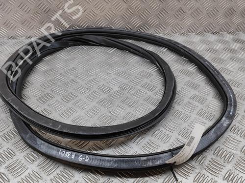 Used Rubber door seal AUDI Q4 E-TRON Sportback (F4N) 35 (170 hp) 28553918