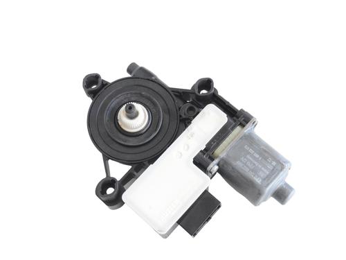 Used Left rear window motor Left rear window motor VW GOLF VII (5G1, BQ1, BE1, BE2) 1.5 TSI (150 hp) 33358479 33358479