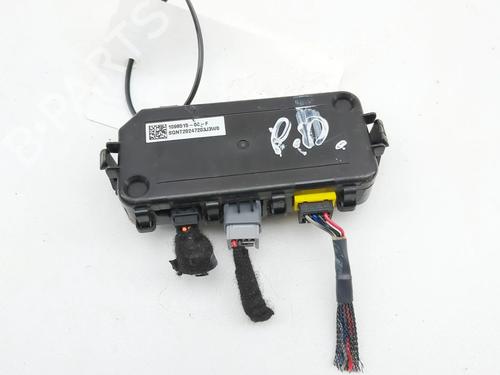 Used Electronic module Electronic module TESLA MODEL Y (5YJY) EV Performance All-wheel Drive (462 hp) 39686967 39686967