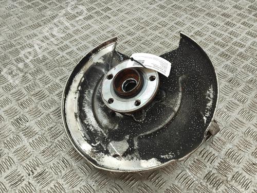 Used Right rear steering knuckle Right rear steering knuckle VOLVO XC60 II (246) B4 Mild-Hybrid AWD (197 hp) 33381092 33381092