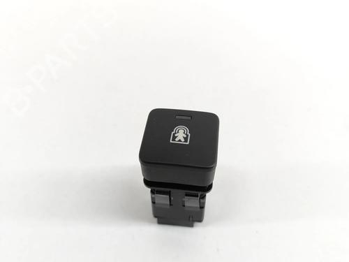 Used Switch Switch CITROËN C3 III (SX) 1.2 VTi 82 (82 hp) 17015983 17015983