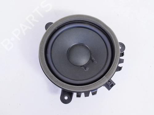 Used Speaker VOLVO V60 I (155) D2 (120 hp) 31216956