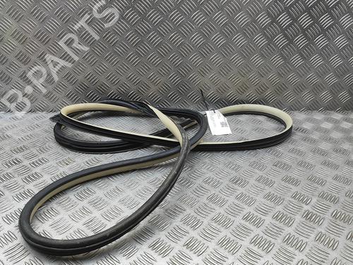 Gummilist SSANGYONG REXTON W / REXTON 2.2 Xdi All-wheel Drive (178 hp) 33176532