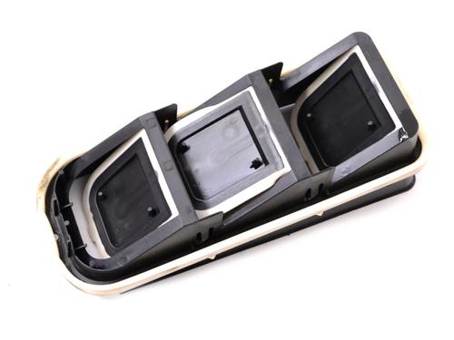 Grill Grill PEUGEOT 3008 II SUV (MC_, MR_, MJ_, M4_) 1.5 BlueHDi 130 (131 hp) 33341646 33341646